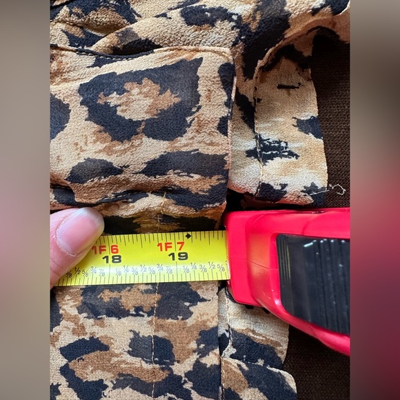 Vintage Anne Pinkerton Sheer Animal Print Leopard Blouse SZ S Good Condition - Picture 12 of 13